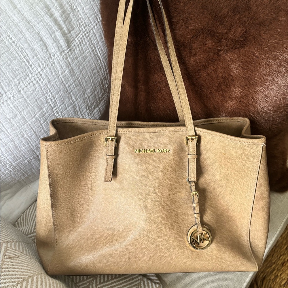 Michael Kors Beige Leather Tote